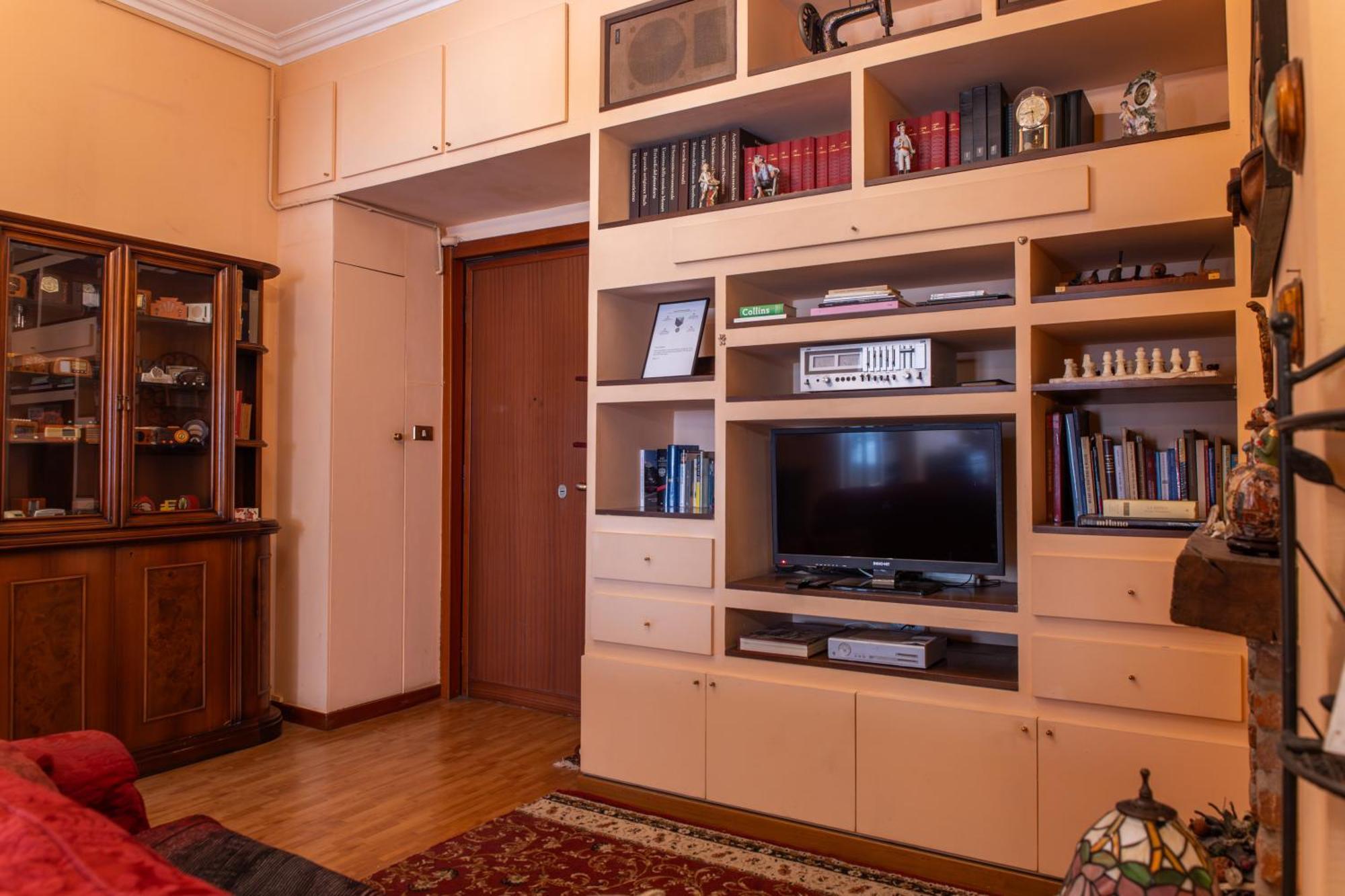 Апартаменты Duomo Walking Distance Elegant Flat With View Милан Экстерьер фото